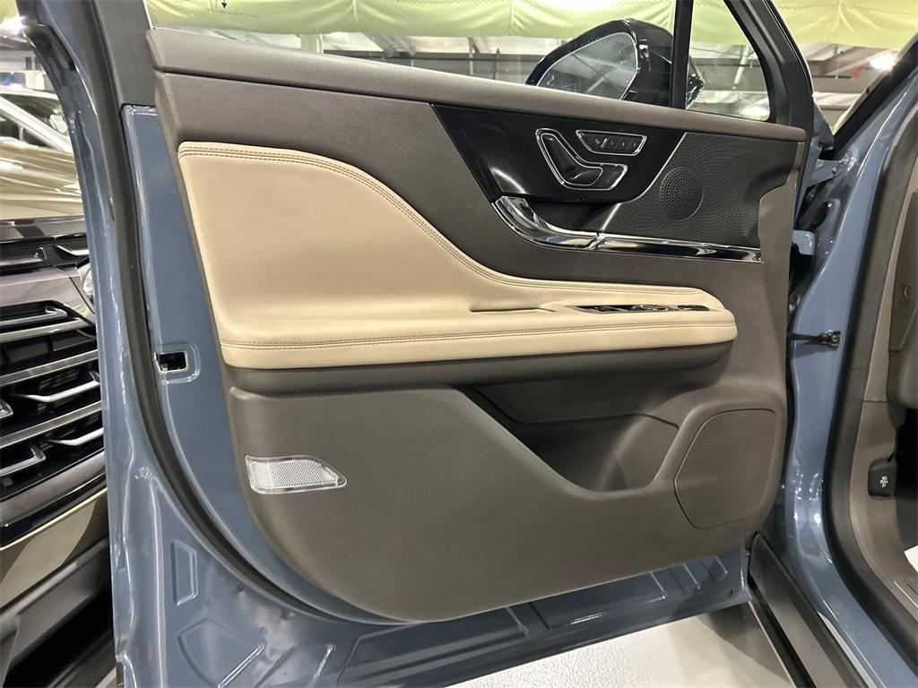 used 2023 Lincoln Corsair car, priced at $27,314