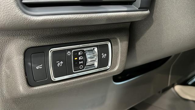 used 2022 Lincoln Corsair car, priced at $36,092