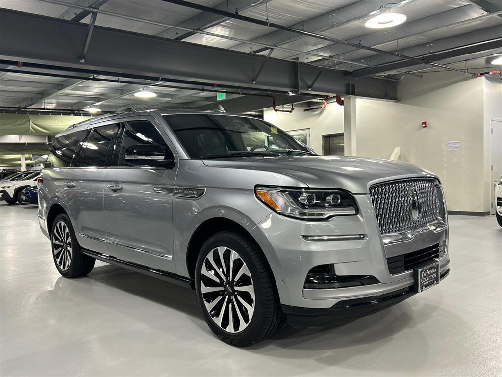 used 2022 Lincoln Navigator car, priced at $46,994