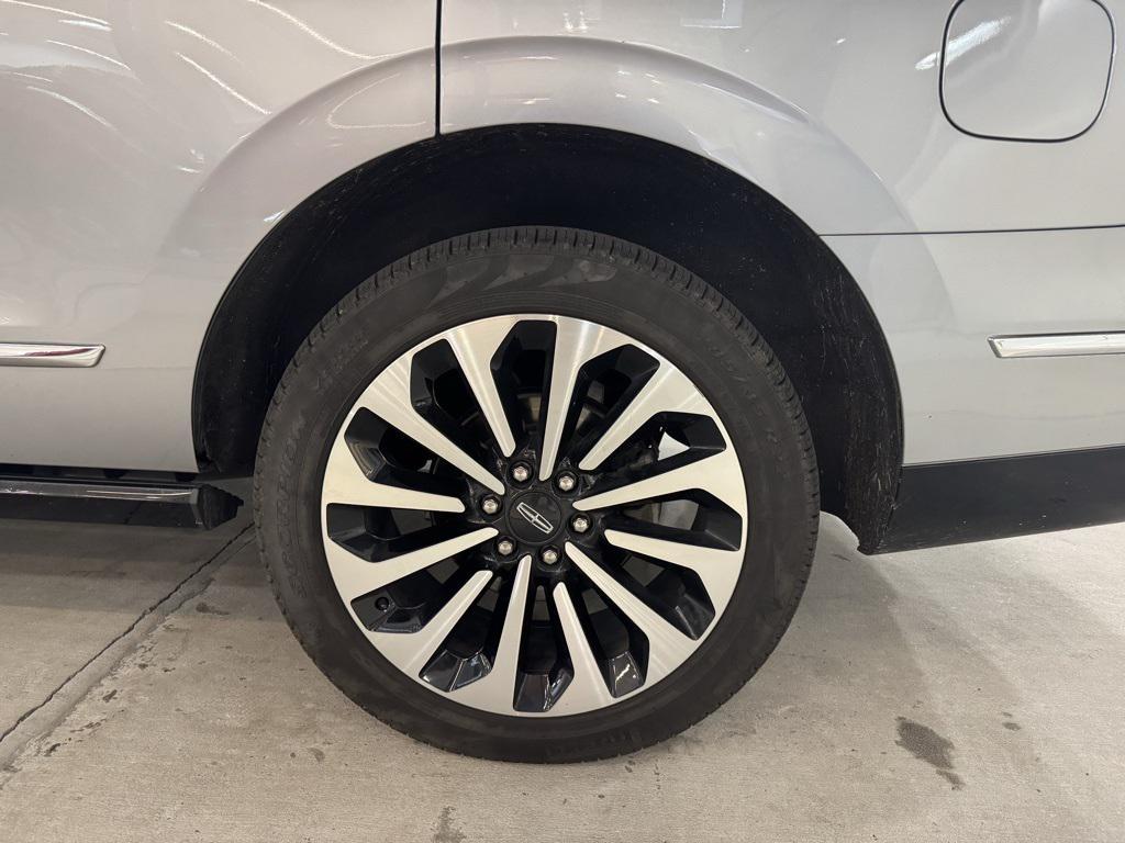 used 2022 Lincoln Navigator car, priced at $52,991