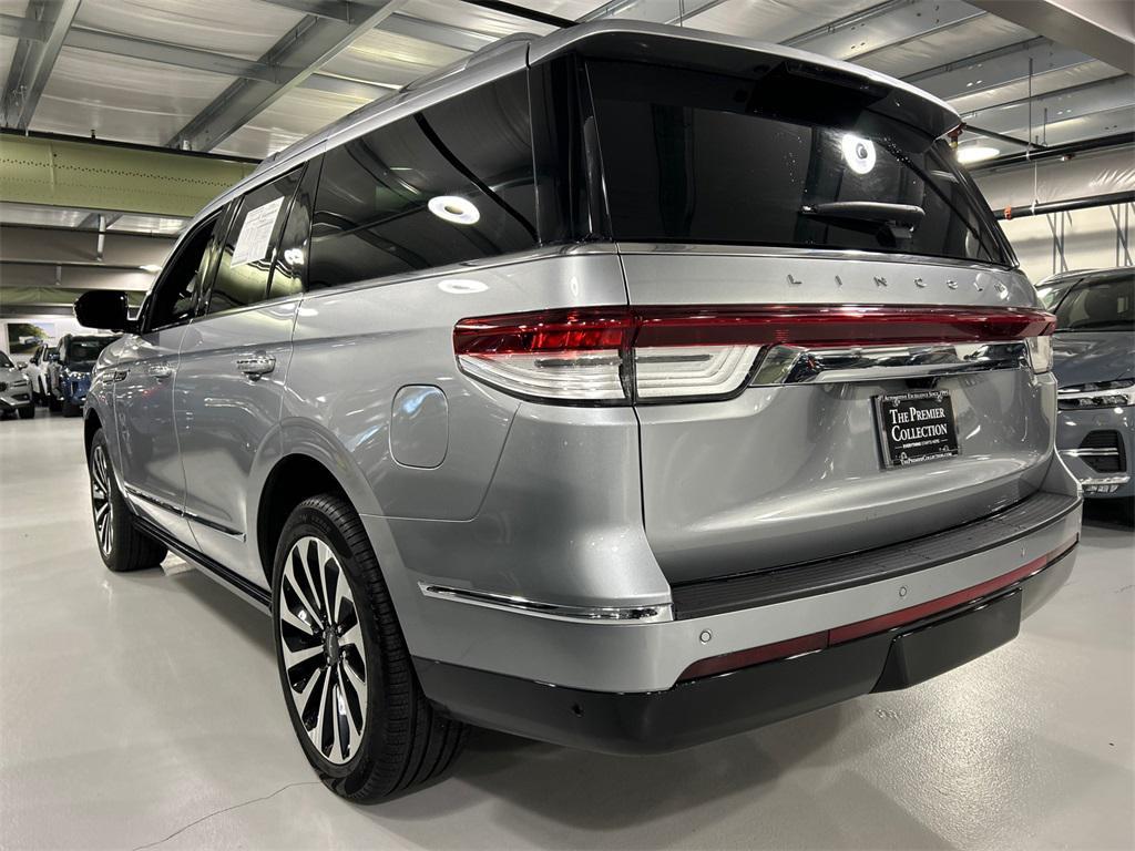 used 2022 Lincoln Navigator car, priced at $46,994