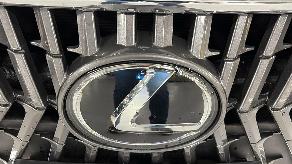 used 2023 Lexus ES 300h car, priced at $37,990