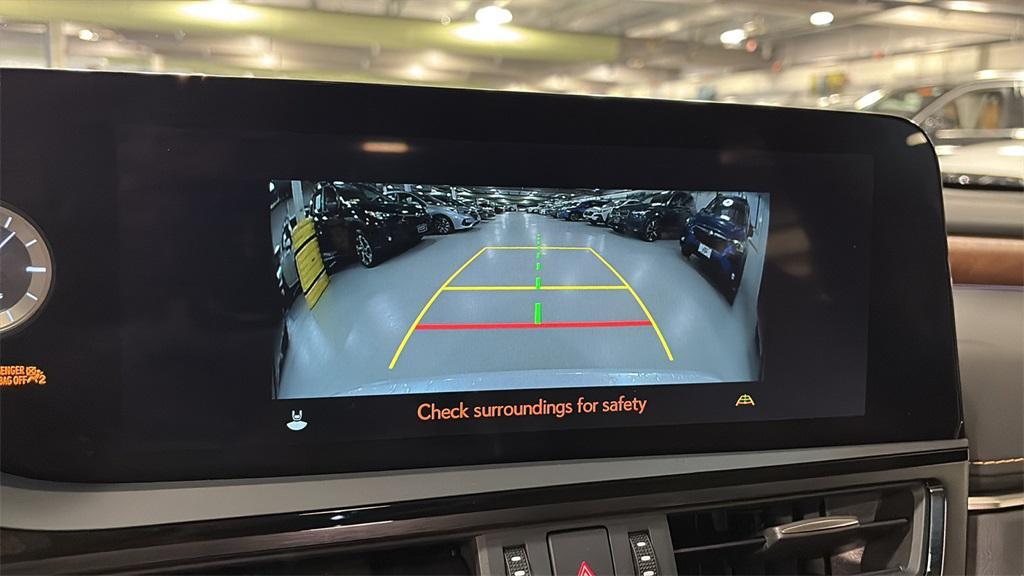 used 2023 Lexus ES 300h car, priced at $37,990