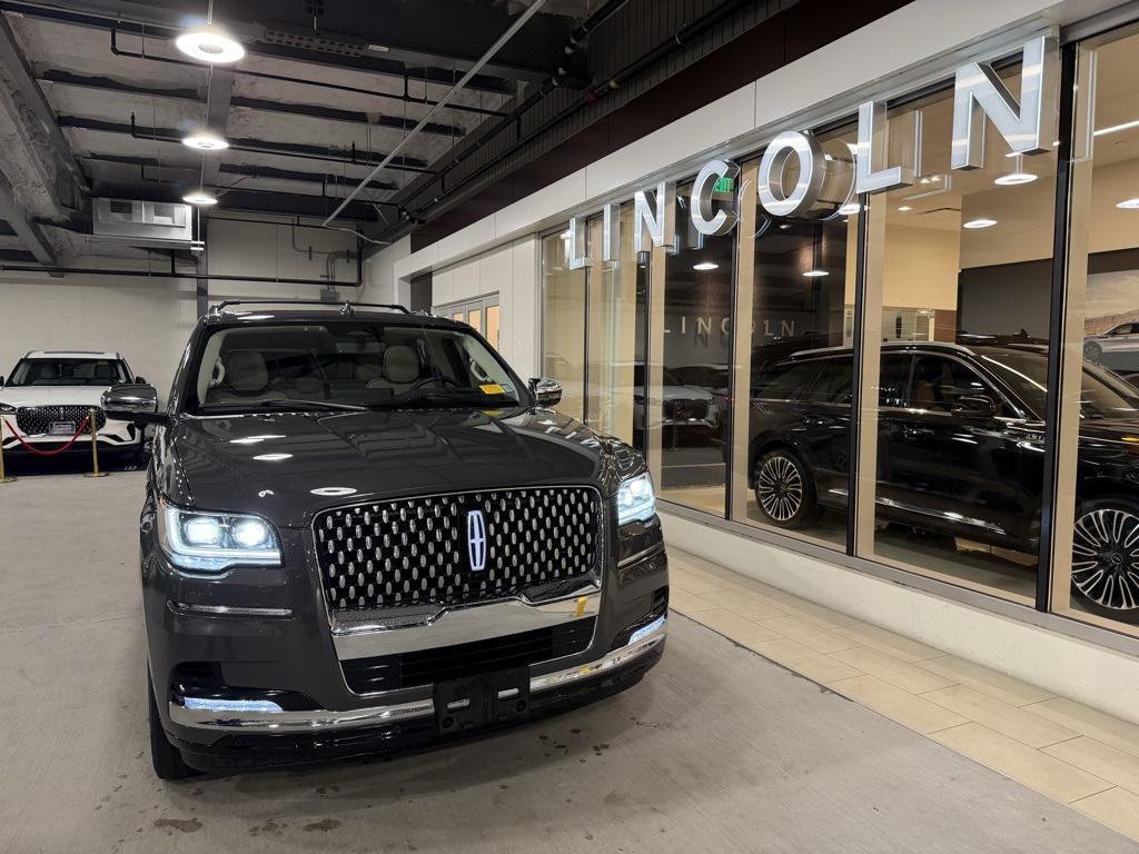 used 2022 Lincoln Navigator car, priced at $58,763