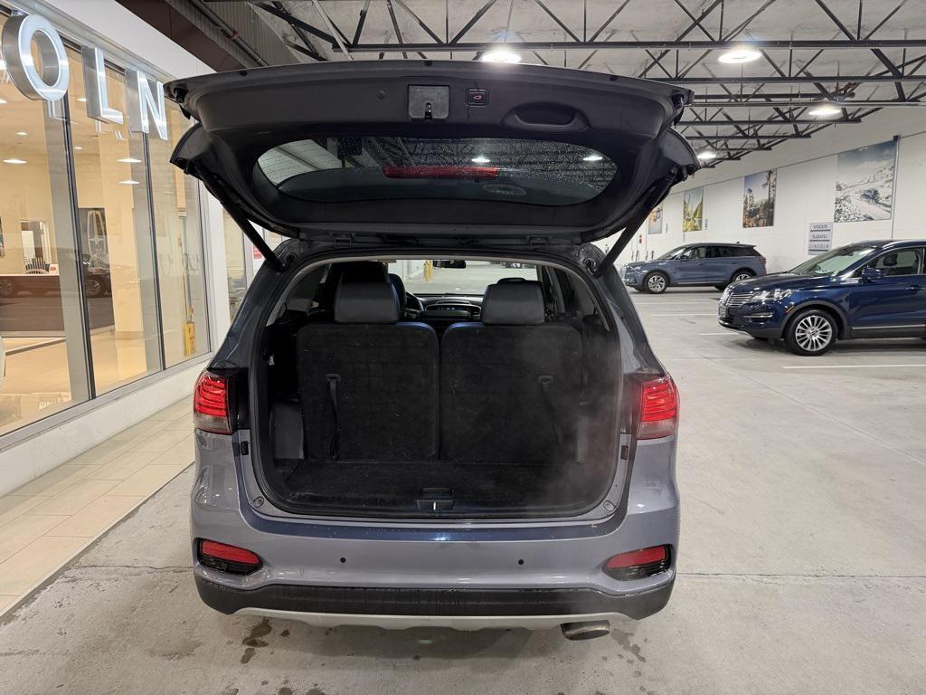 used 2019 Kia Sorento car, priced at $12,998