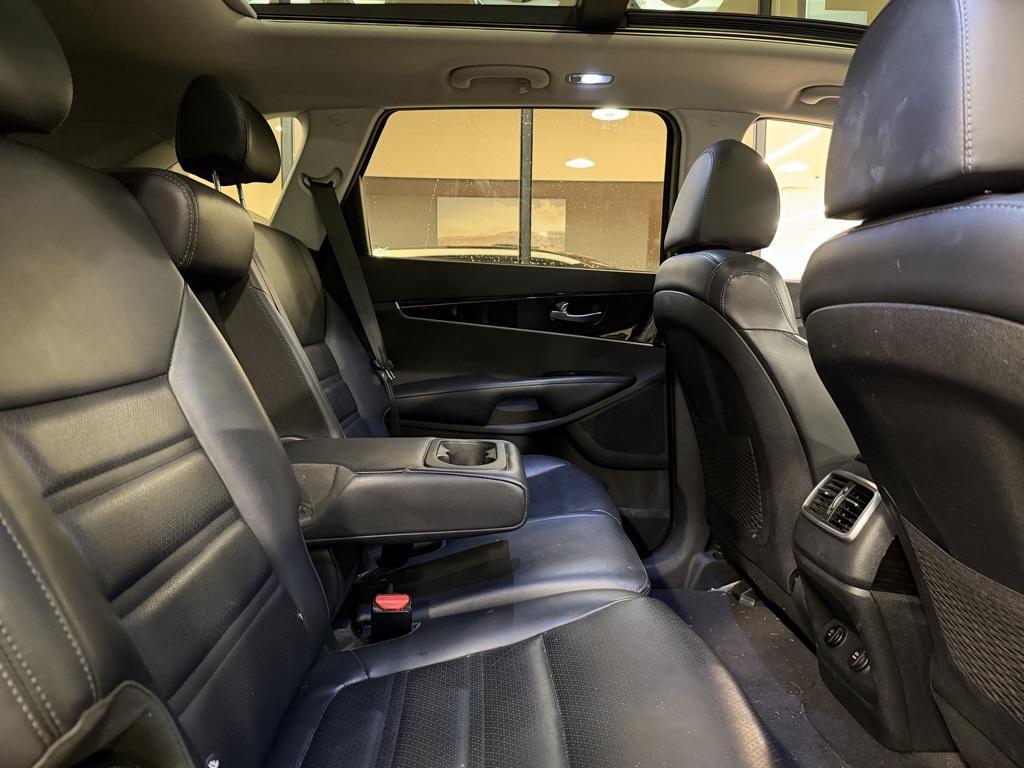 used 2019 Kia Sorento car, priced at $12,998
