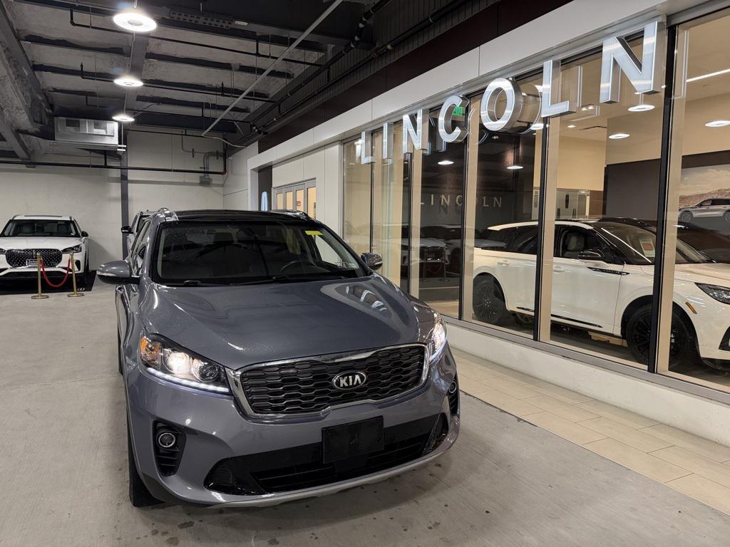 used 2019 Kia Sorento car, priced at $12,998