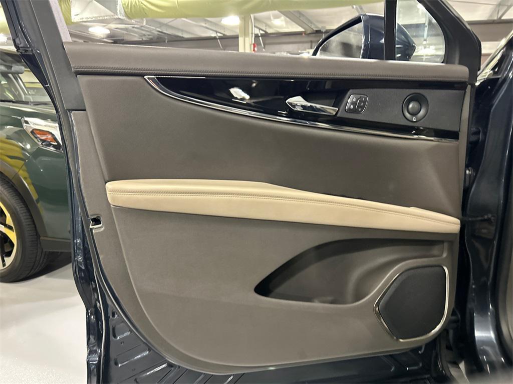 used 2022 Lincoln Nautilus car, priced at $35,000