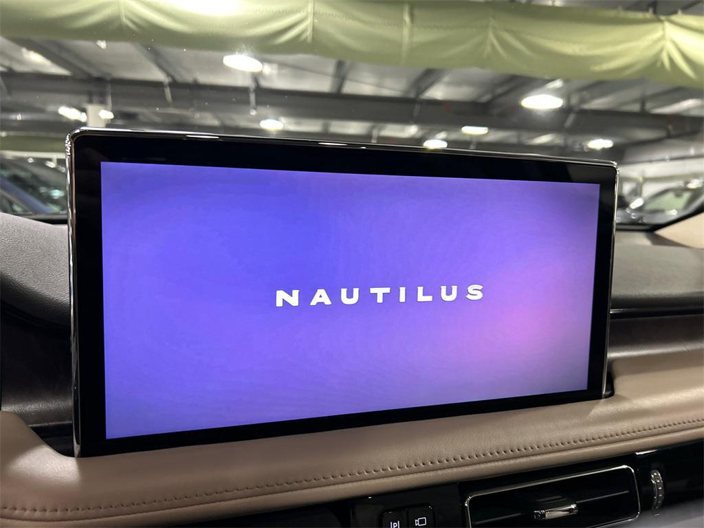 used 2022 Lincoln Nautilus car, priced at $35,000