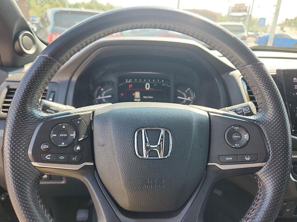 used 2022 Honda Passport car, priced at $30,997