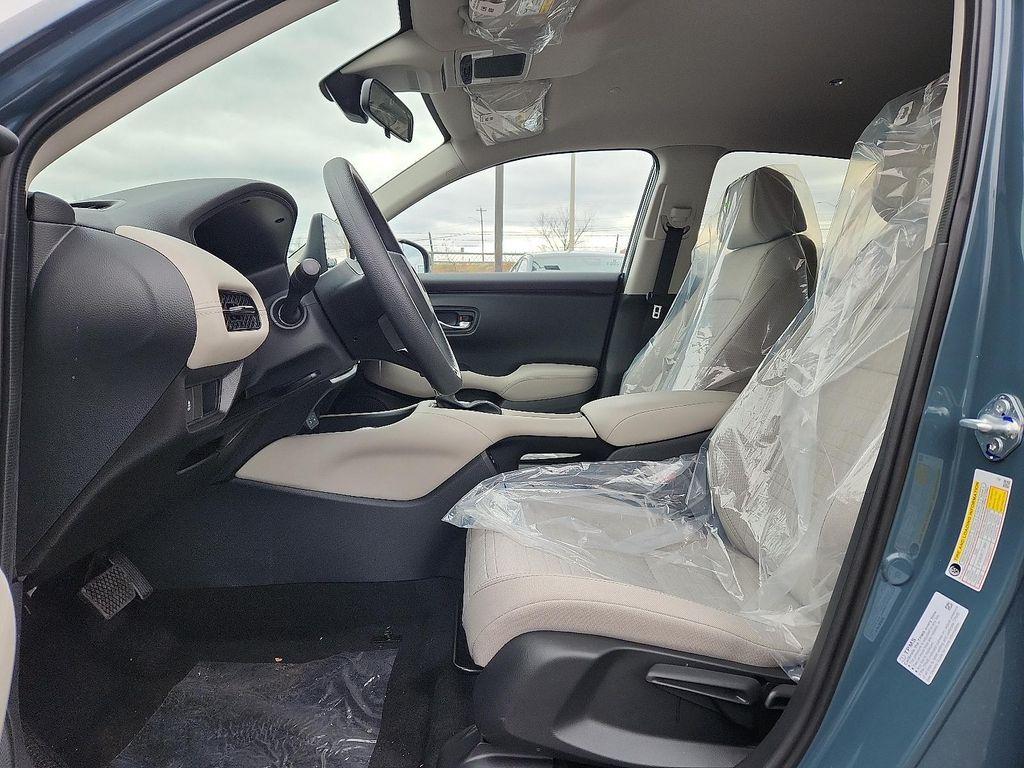 new 2026 Honda HR-V car, priced at $28,505