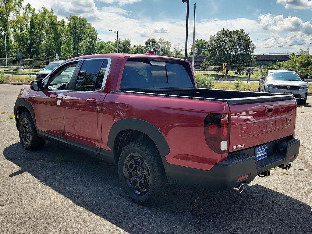 new 2025 Honda Ridgeline car, priced at $45,185