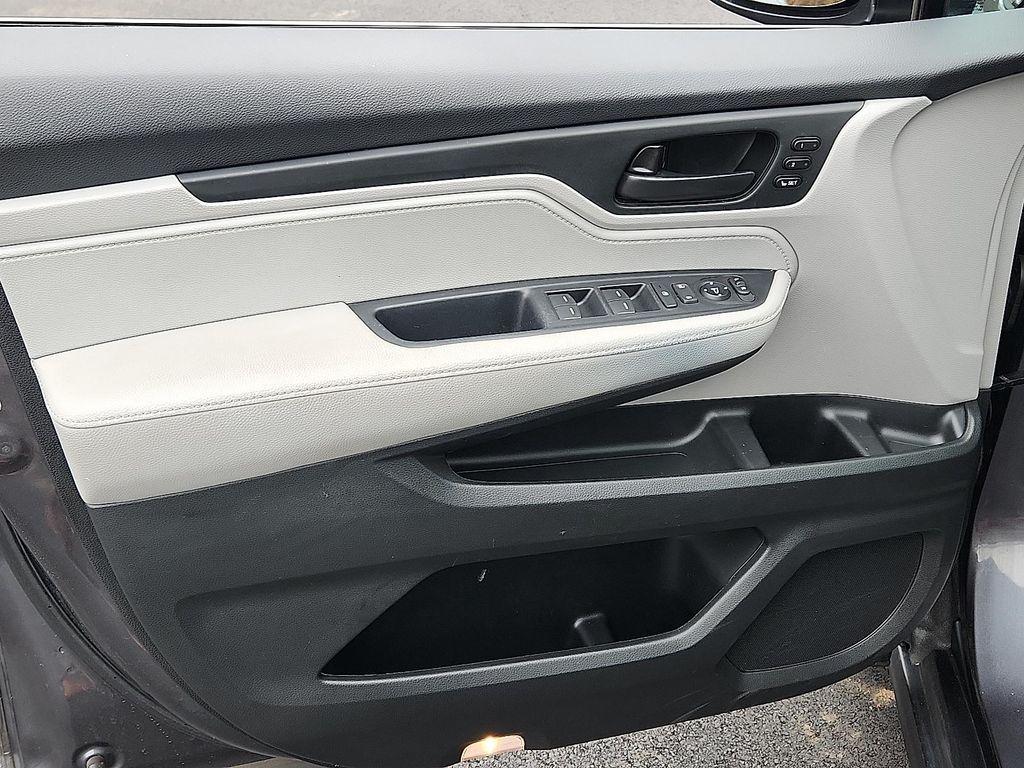 used 2023 Honda Odyssey car, priced at $33,160