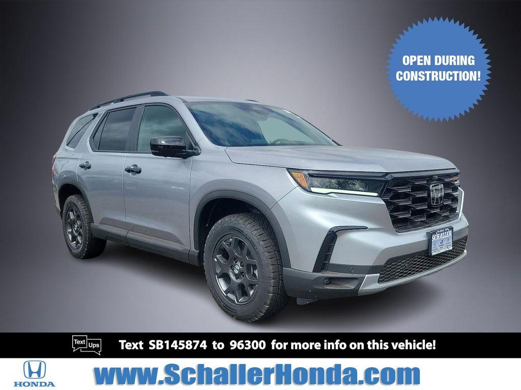 new 2025 Honda Pilot car, priced at $47,128