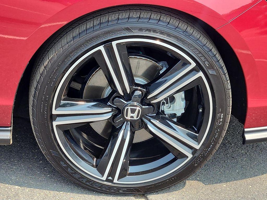 used 2025 Honda Accord Hybrid car, priced at $31,697