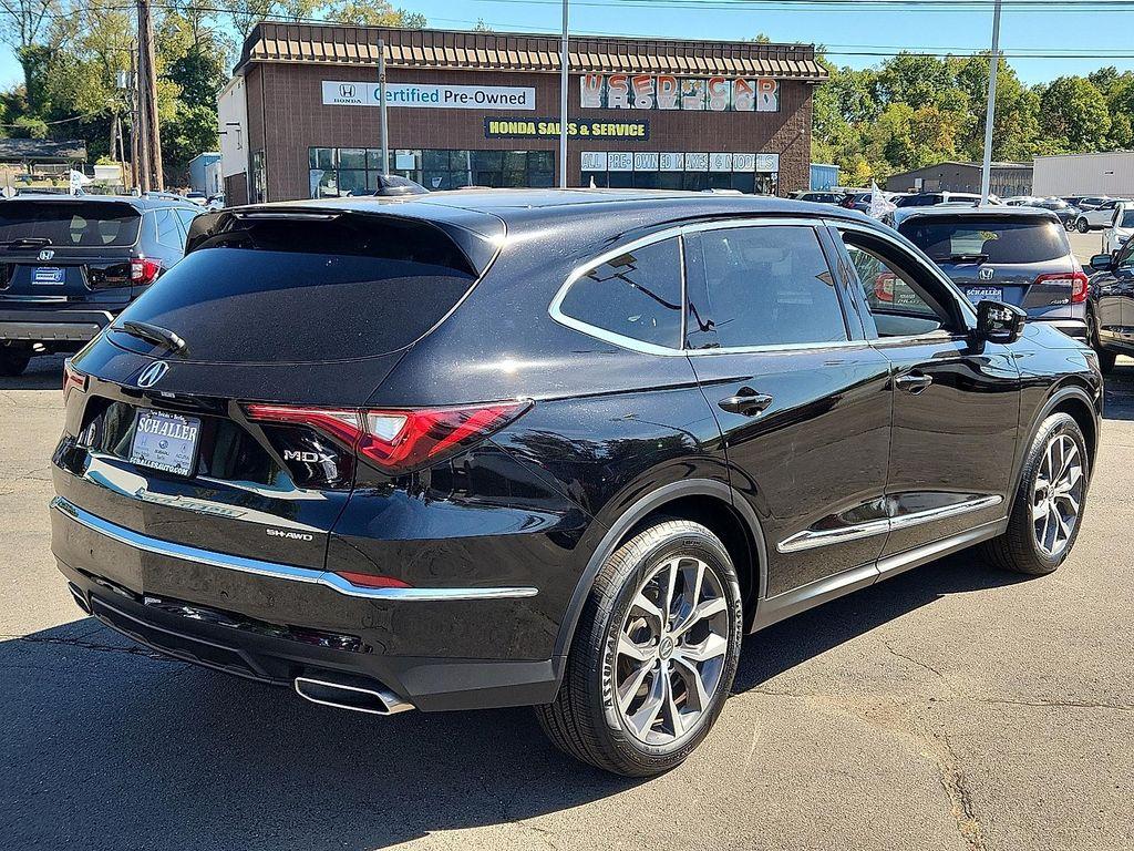 used 2023 Acura MDX car, priced at $43,484