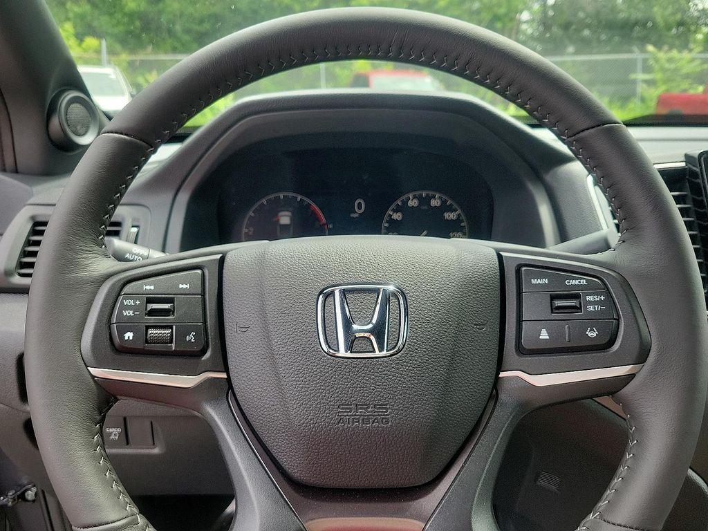 new 2025 Honda Ridgeline car, priced at $43,330