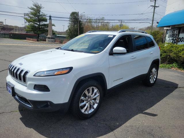 used 2015 Jeep Cherokee car, priced at $12,139
