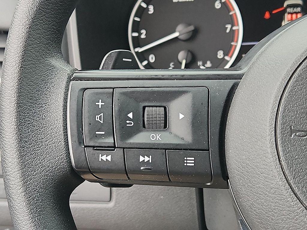 used 2023 Nissan Rogue car, priced at $21,252