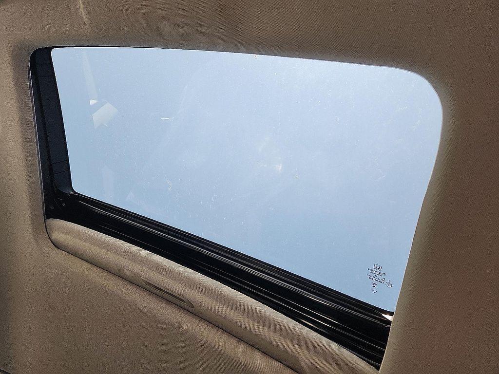 new 2025 Honda Accord Hybrid car, priced at $38,729