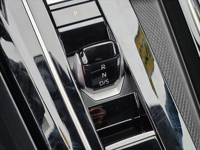 used 2024 Volkswagen Golf GTI car, priced at $27,999