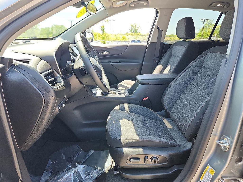 used 2024 Chevrolet Equinox car, priced at $23,697