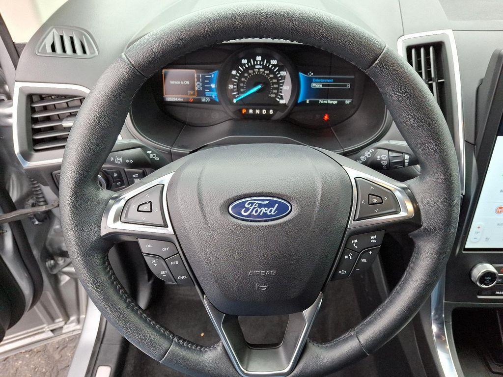 used 2024 Ford Edge car, priced at $28,197