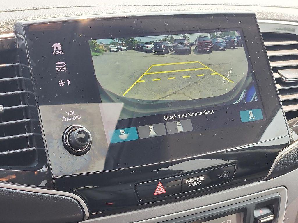 used 2022 Honda Pilot car, priced at $31,897