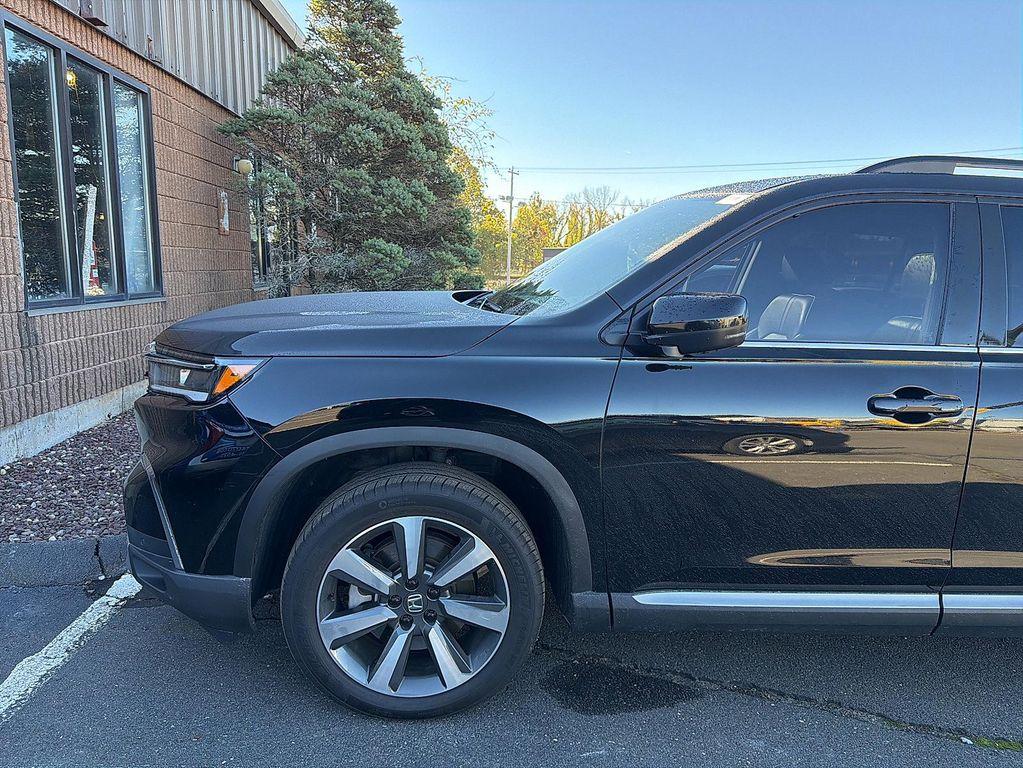 used 2023 Honda Pilot car, priced at $39,954