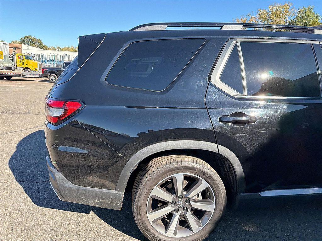 used 2023 Honda Pilot car, priced at $39,954
