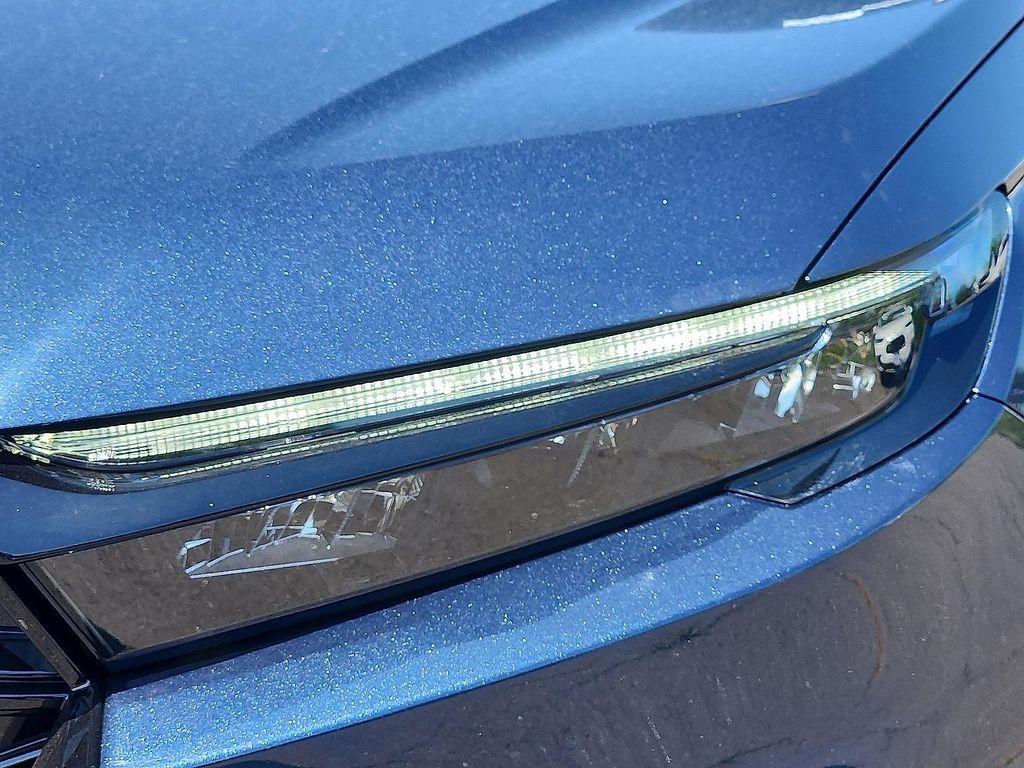 new 2026 Honda CR-V Hybrid car, priced at $41,675