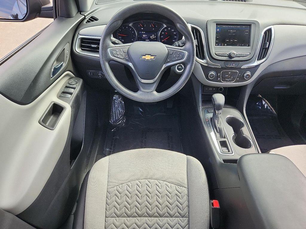 used 2022 Chevrolet Equinox car, priced at $21,467