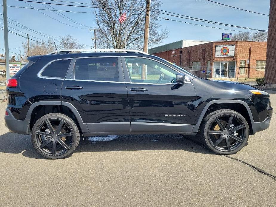 used 2018 Jeep Cherokee car, priced at $20,721