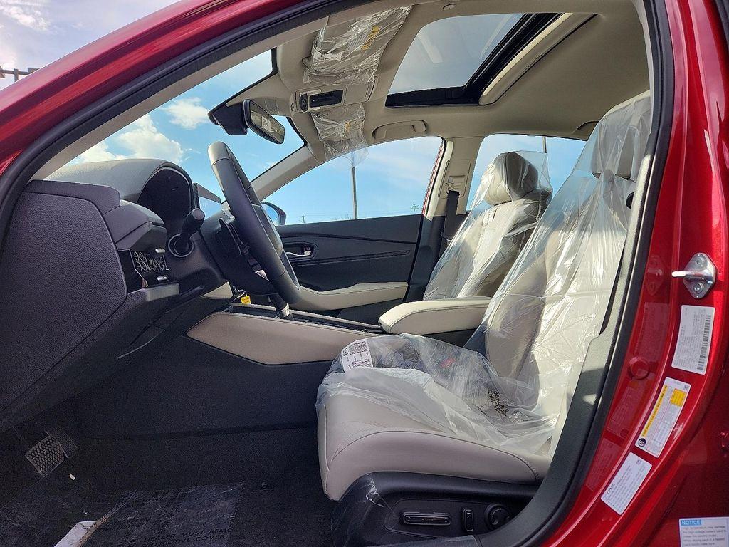 new 2025 Honda Accord Hybrid car, priced at $38,729