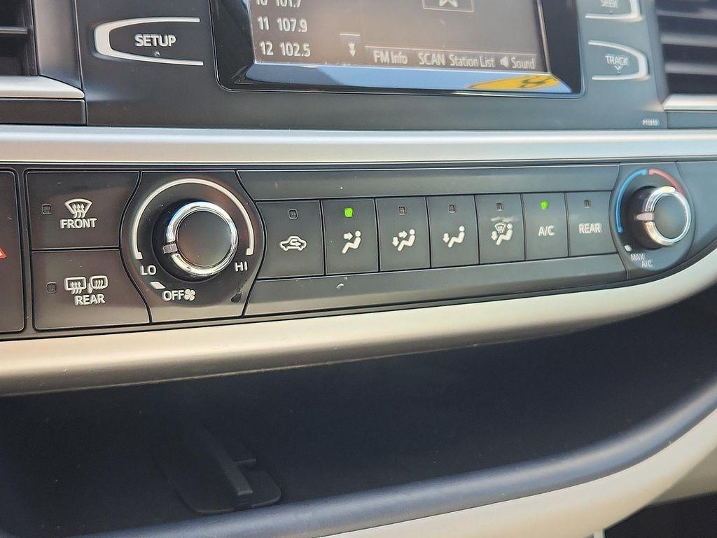 used 2018 Toyota Highlander car, priced at $21,823