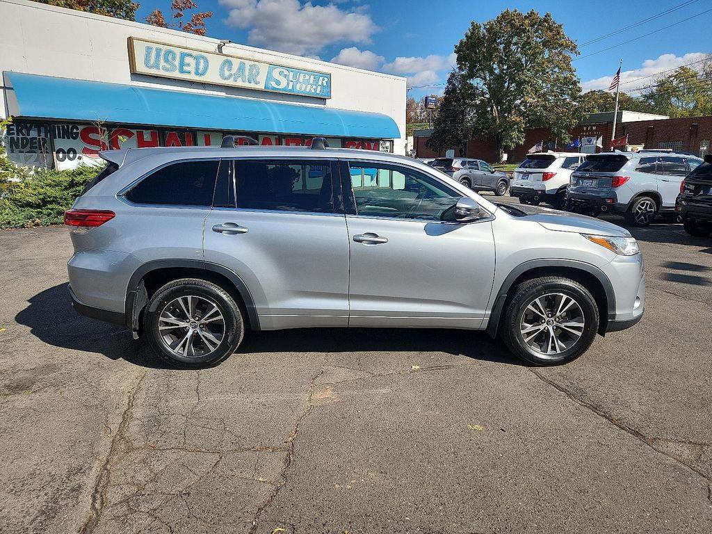 used 2018 Toyota Highlander car, priced at $21,823