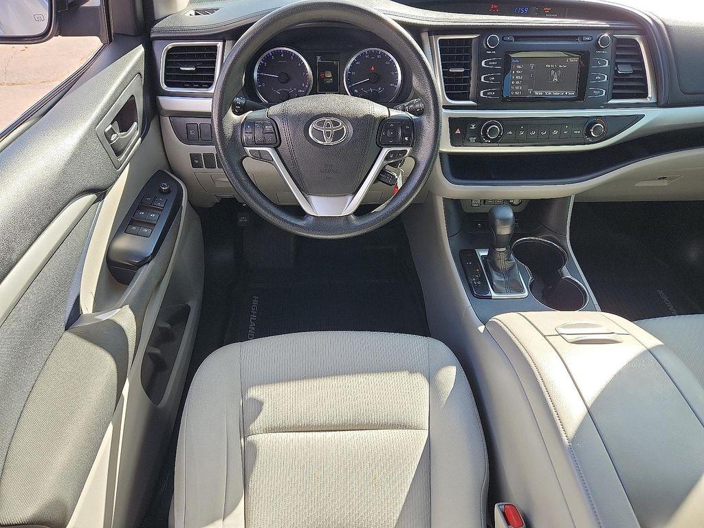 used 2018 Toyota Highlander car, priced at $21,823