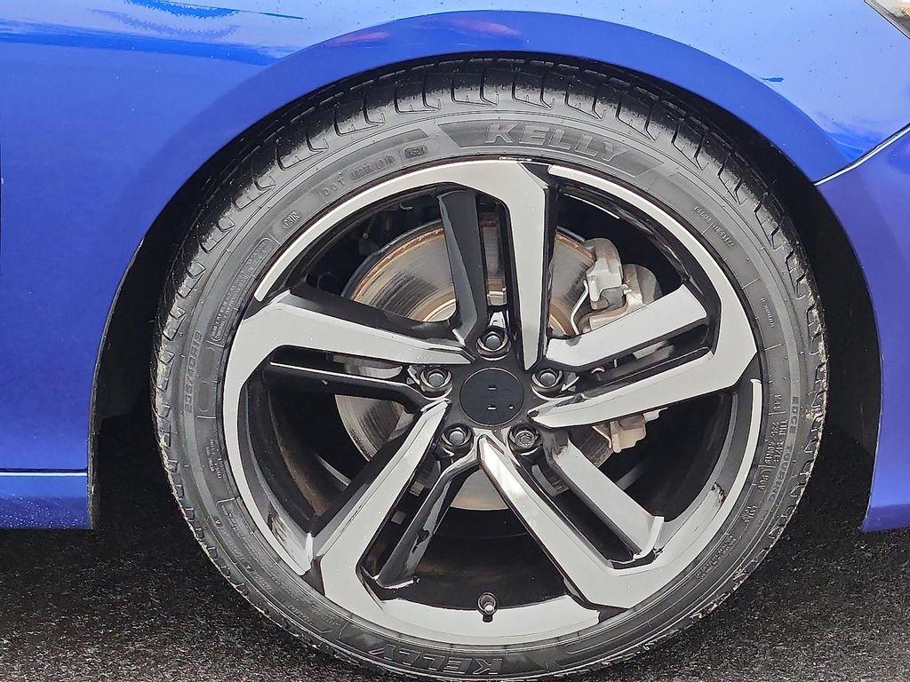 used 2022 Honda Accord Hybrid car, priced at $22,172