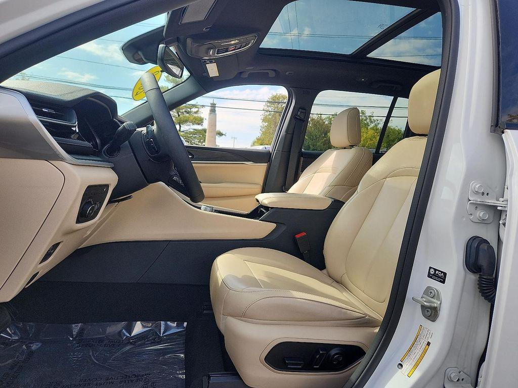 used 2023 Jeep Grand Cherokee 4xe car, priced at $31,797