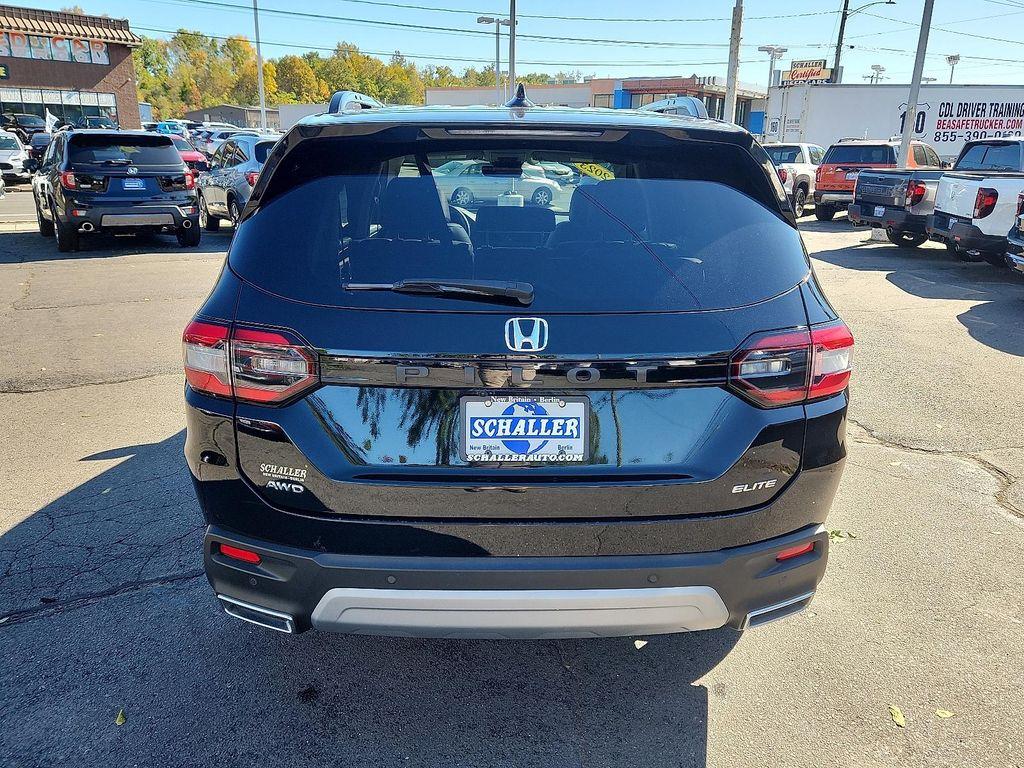 used 2023 Honda Pilot car, priced at $41,981