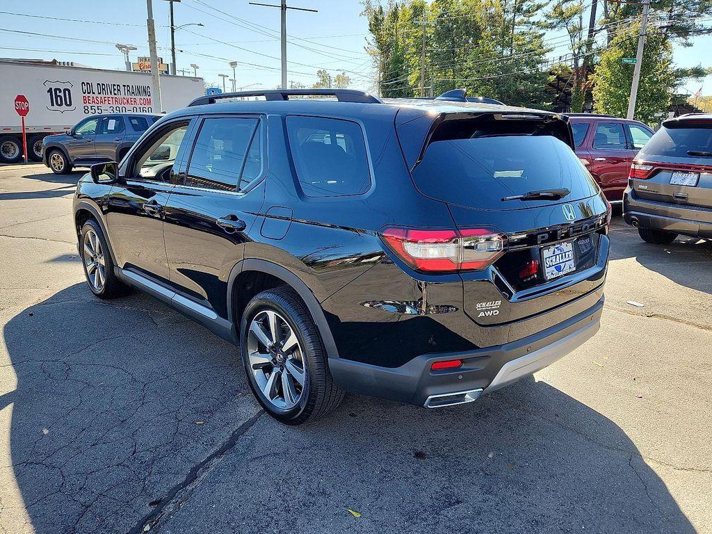 used 2023 Honda Pilot car, priced at $41,981