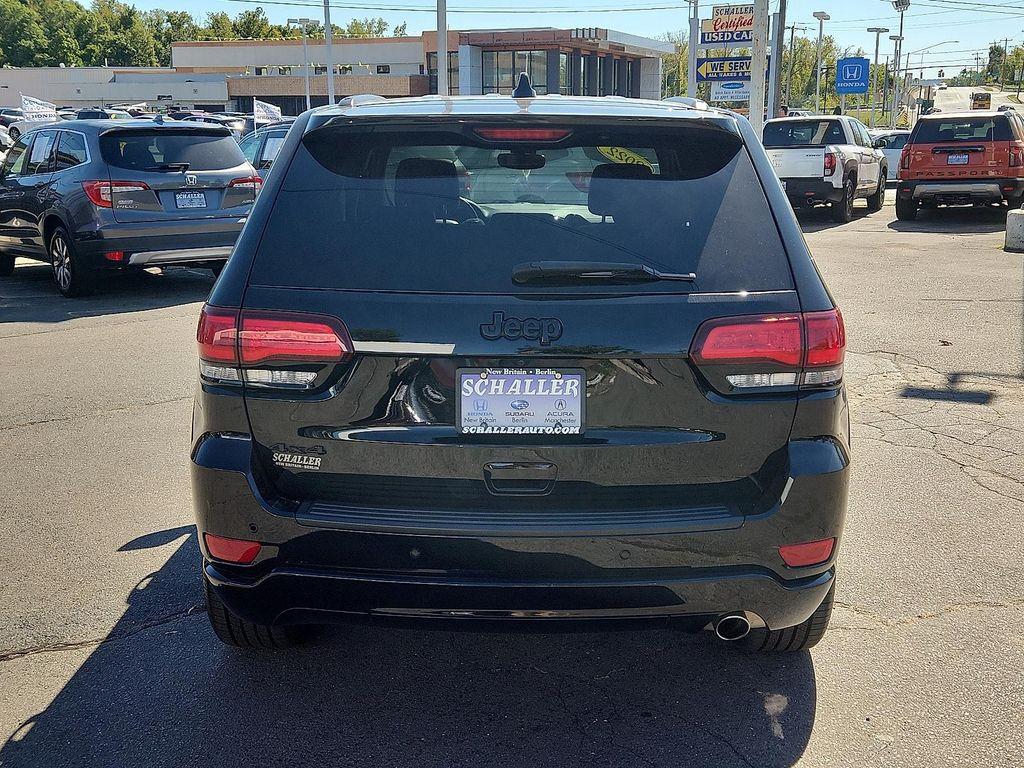 used 2022 Jeep Grand Cherokee car, priced at $28,431