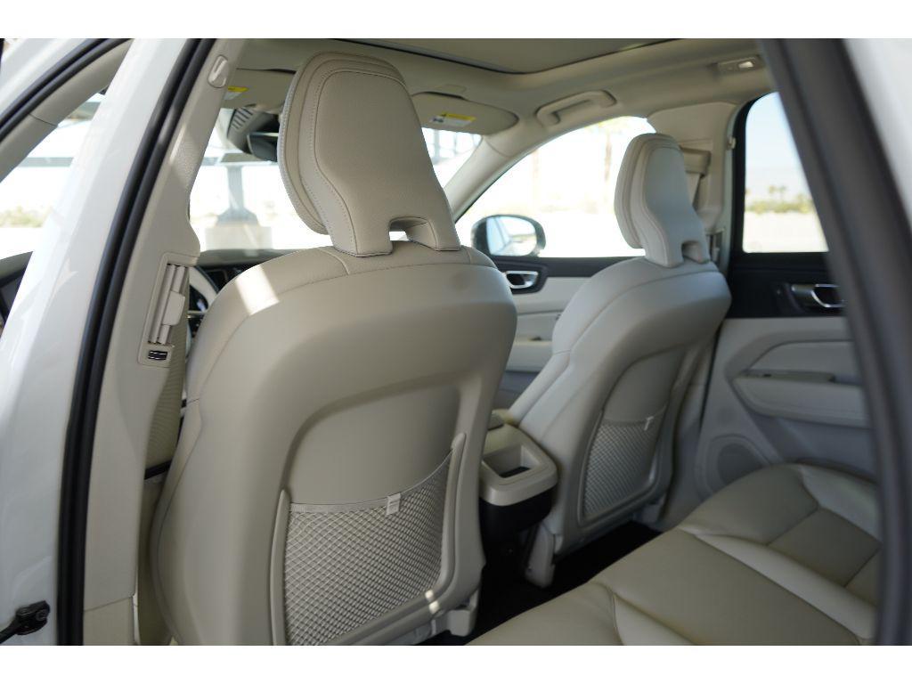 new 2025 Volvo XC60 car, priced at $41,500