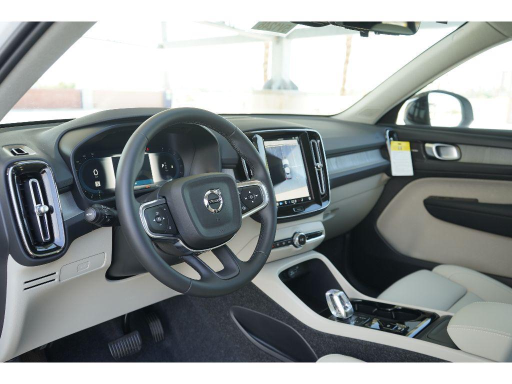 new 2025 Volvo XC40 car, priced at $53,010