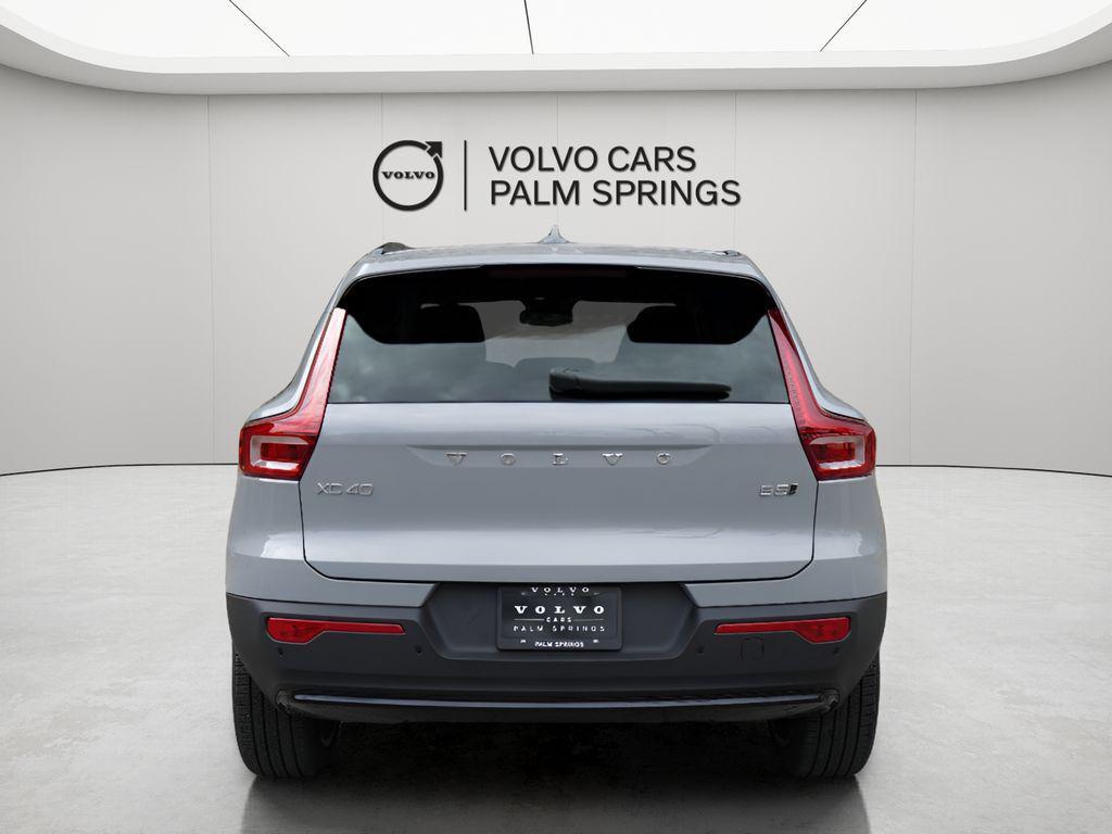 new 2025 Volvo XC40 car, priced at $51,035