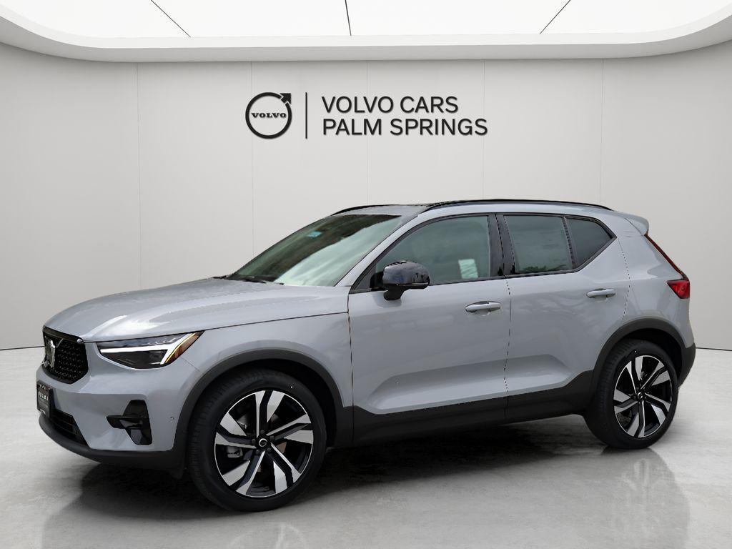 new 2025 Volvo XC40 car, priced at $51,035