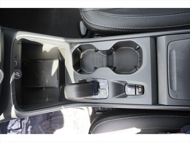 new 2025 Volvo XC40 car, priced at $46,485