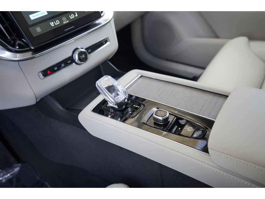 new 2026 Volvo XC90 car, priced at $75,730