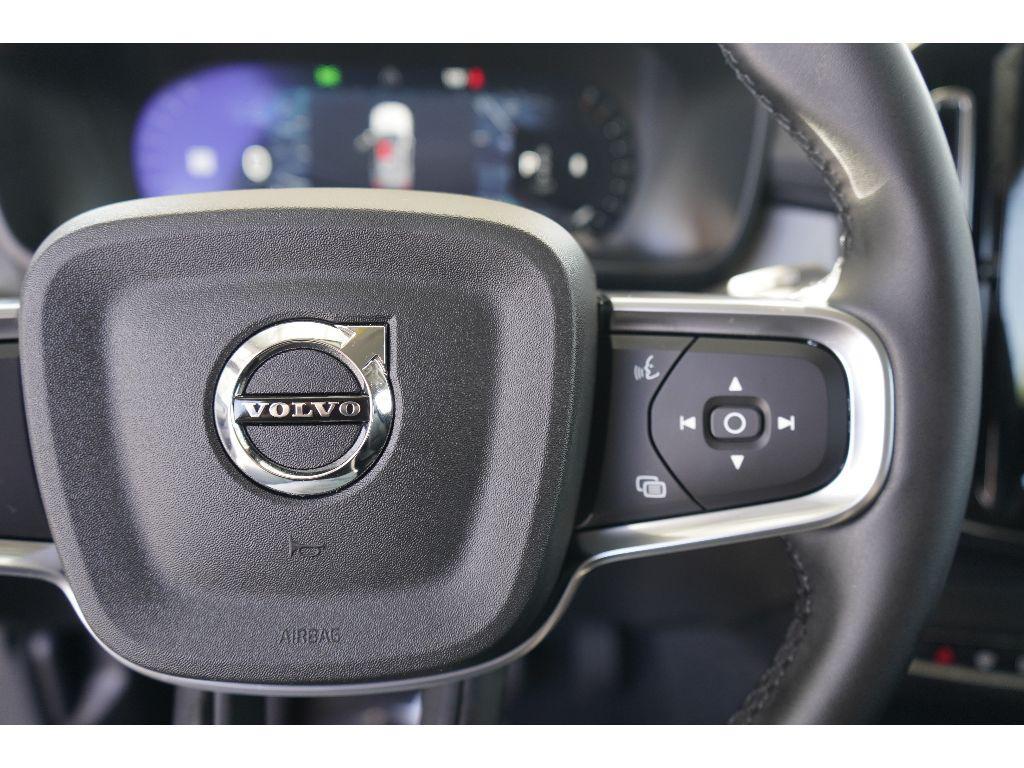 new 2026 Volvo XC40 car, priced at $46,425