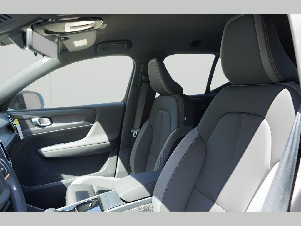 new 2025 Volvo EX40 car, priced at $57,990